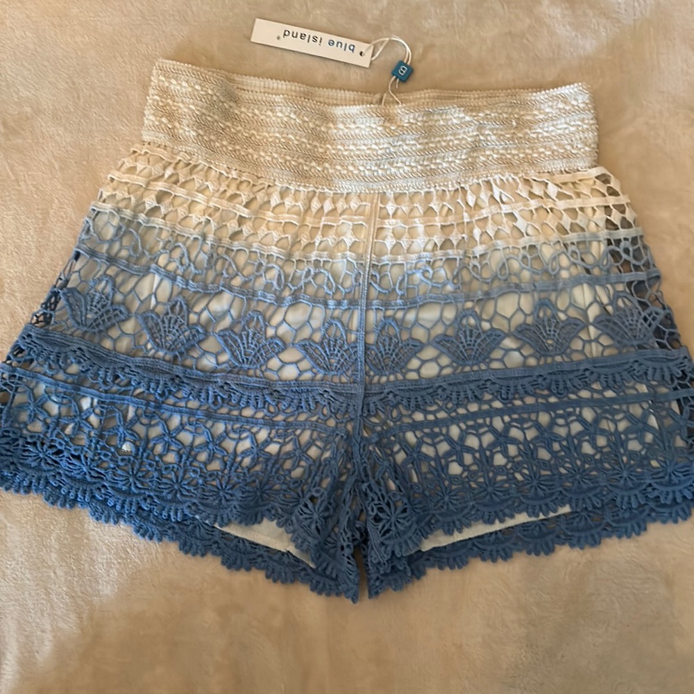 BLUE ISLAND LACE SHORTS